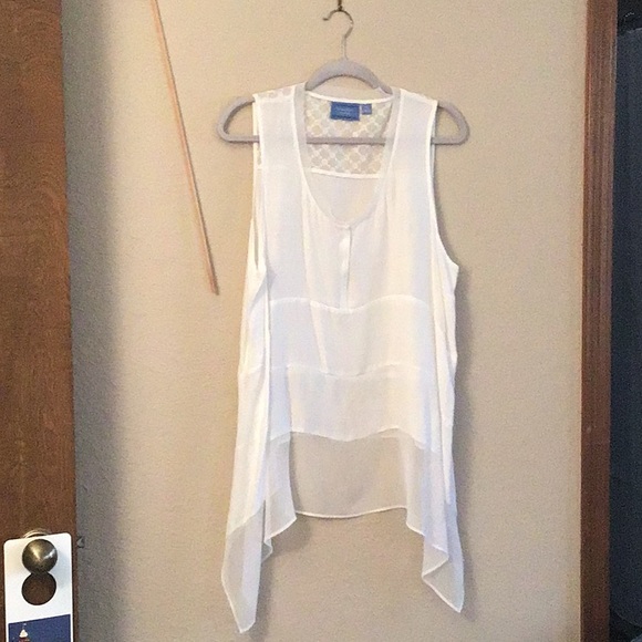 SIMPLY VERA sheer white angel wing top, never worn, size XL - Picture 3 of 6